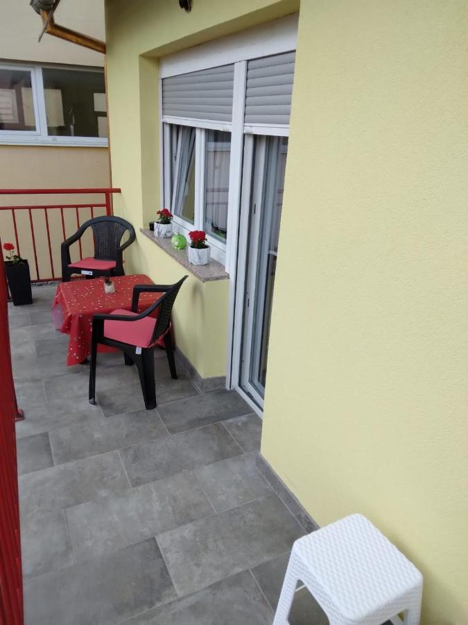 Apartman Josip Gospić Exterior foto